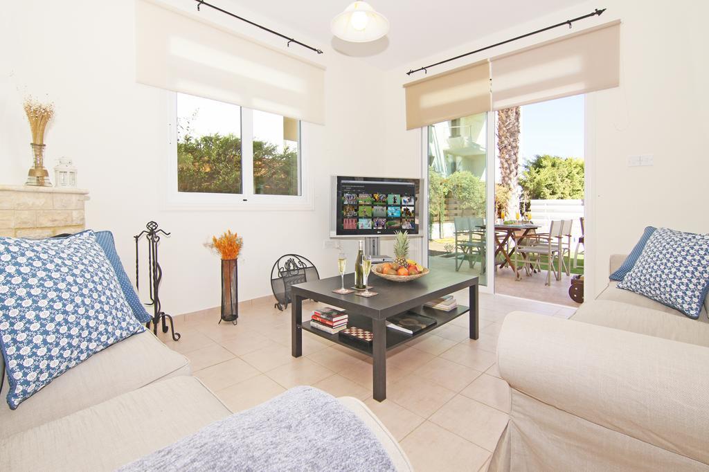 Villa Celine Protaras Bagian luar foto